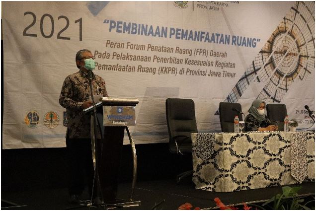 Rapat Pembinaan Pemanfaatan Ruang : Ajang Bahas dan Kupas Tuntas Pembentukan Forum Penataan Ruang dan Persiapan Kesesuaian Kegiatan Pemanfaatan Ruang Pasca Omnibus Law